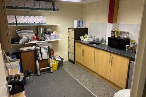 undefined, TO LET - Unit 10 Alma Ind Estate, Unit 6 Regent Street, Rochdale OL12 0HQ