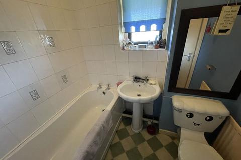 undefined, Kingsmere Gardens, Newcastle Upon Tyne NE6