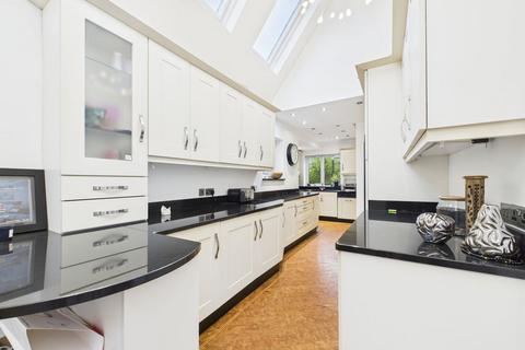 undefined, Kingsway, Alkrington, Middleton, M24