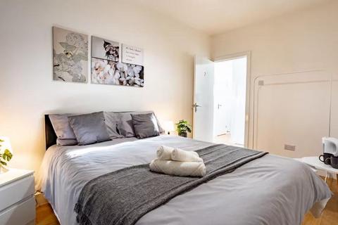 1 bedroom flat to rent, Bow Road(SAAD), London E3