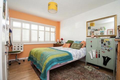 3 bedroom semi-detached bungalow for sale, Vale Road, Broadstairs CT10