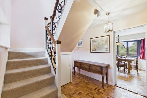 undefined, Church Lane, Bicknoller