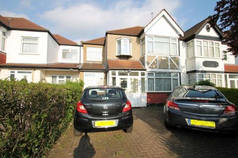 Studio to rent, St. Augustines Avenue, Wembley, Middlesex
