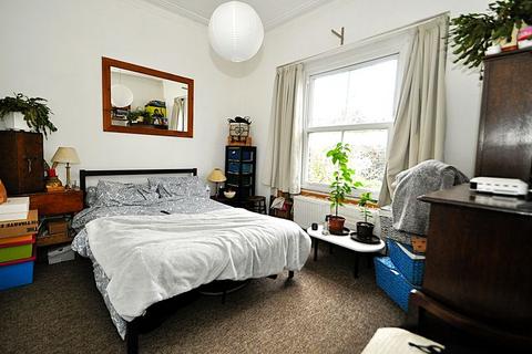 undefined, WIMBLEDON 2 Bed Period Conversion