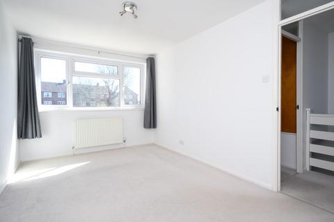 undefined, Egmont Road, Walton-On-Thames