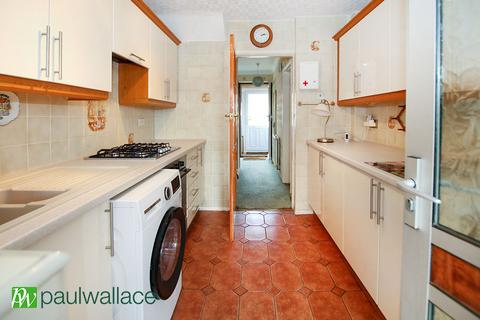 2 bedroom end of terrace house for sale, Cunningham Road, Cheshunt
