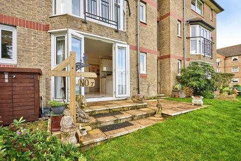 2 bedroom flat for sale, Egypt Esplanade, Cowes, PO31