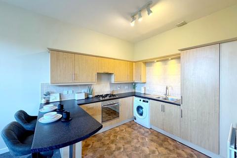 3 bedroom apartment for sale, Peel Street, Partick