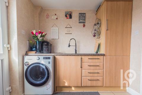 3 bedroom end of terrace house for sale, Edenbridge Drive, Sheerness ME12