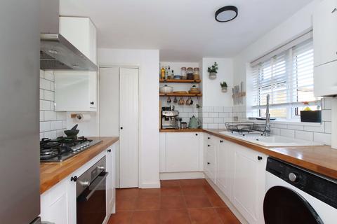 2 bedroom maisonette for sale, Marlins Turn, Hemel Hempstead
