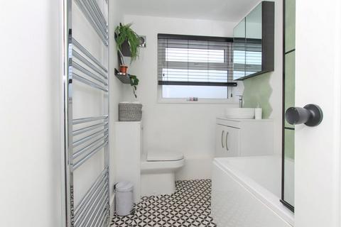 2 bedroom maisonette for sale, Marlins Turn, Hemel Hempstead