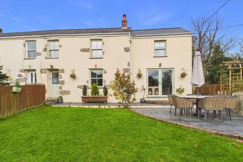 undefined, Blackwater, Truro, Stunning semi-detached cottage