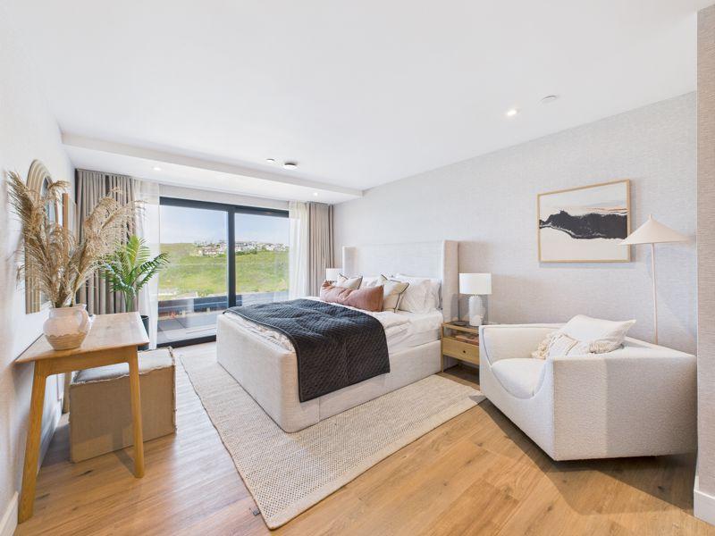 Principal bedroom