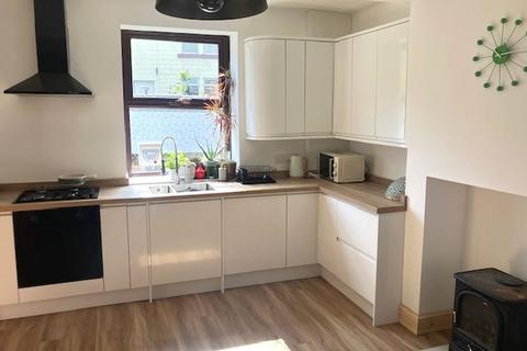 4 bedroom terraced house for sale, High Street, Todmorden OL14