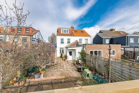 3 bedroom semi-detached house for sale, Locksway Road, Southsea