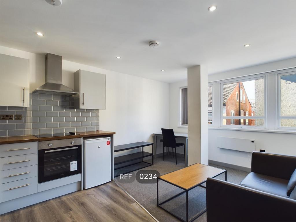 Kitchen &amp; Living area