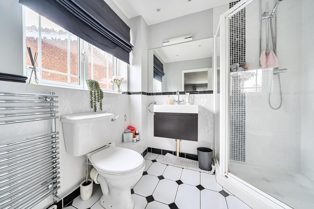 Bedroom One En-Suite