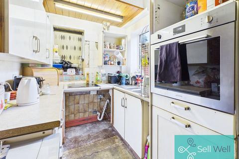 4 bedroom detached house for sale, Greenbank Avenue, Manchester M27