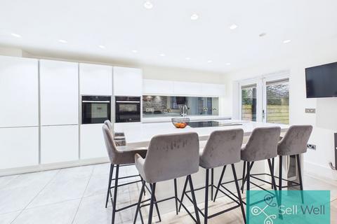 4 bedroom semi-detached house for sale, The Coppice, MANCHESTER M28