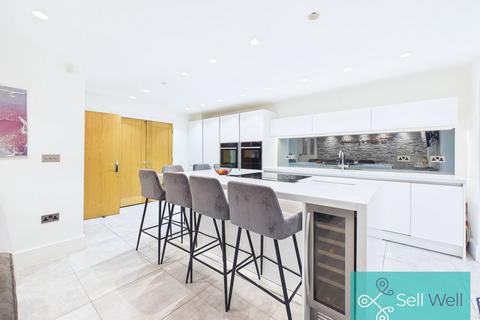 4 bedroom semi-detached house for sale, The Coppice, MANCHESTER M28