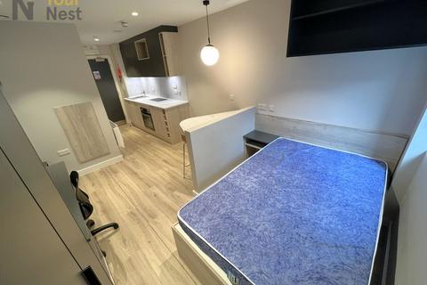 Studio to rent, Studio 8, Briggate Studios,  Leeds, LS1 6AA