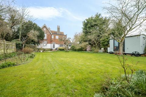 undefined, Cade Street, Heathfield TN21