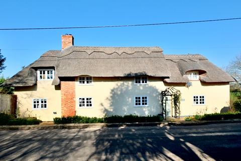 3 bedroom detached house for sale, Riseley Road, Keysoe, MK44