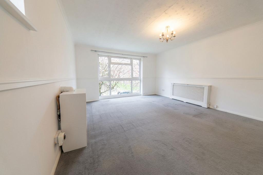 Living Room (2)(E)