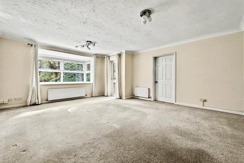 2 bedroom apartment for sale, Brunstead Road, Poole, Dorset, BH12