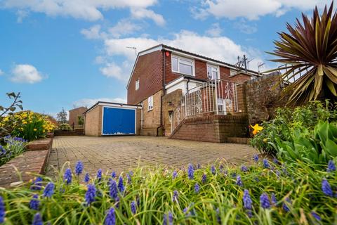 4 bedroom end of terrace house for sale - Faversham Road, Eastbourne, BN23