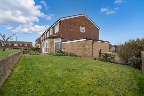 4 bedroom end of terrace house for sale, Faversham Road, Eastbourne, BN23