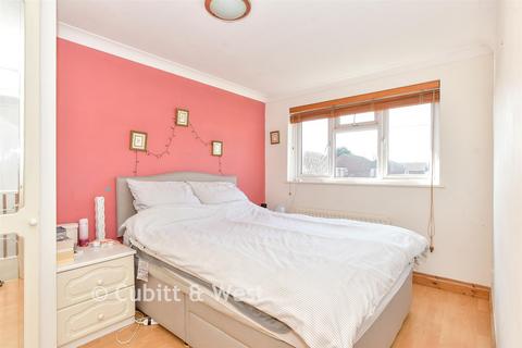 3 bedroom semi-detached house for sale, Windsor Road, Chichester, West Sussex