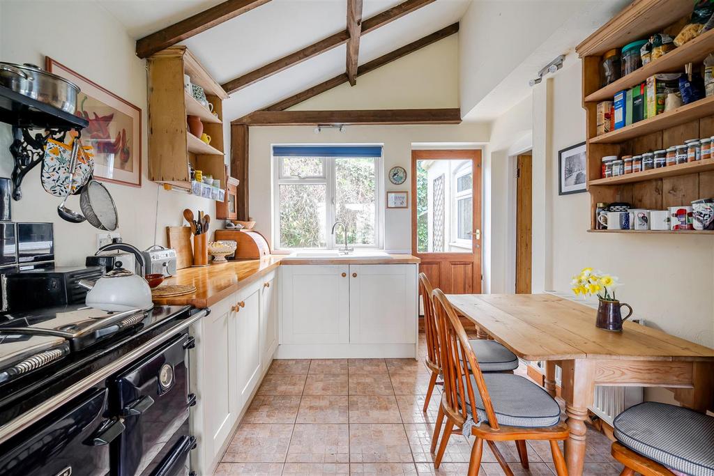 Kitchenb