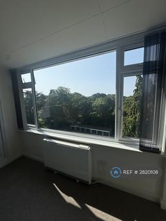 2 bedroom flat to rent, Pelham, Poole, BH13
