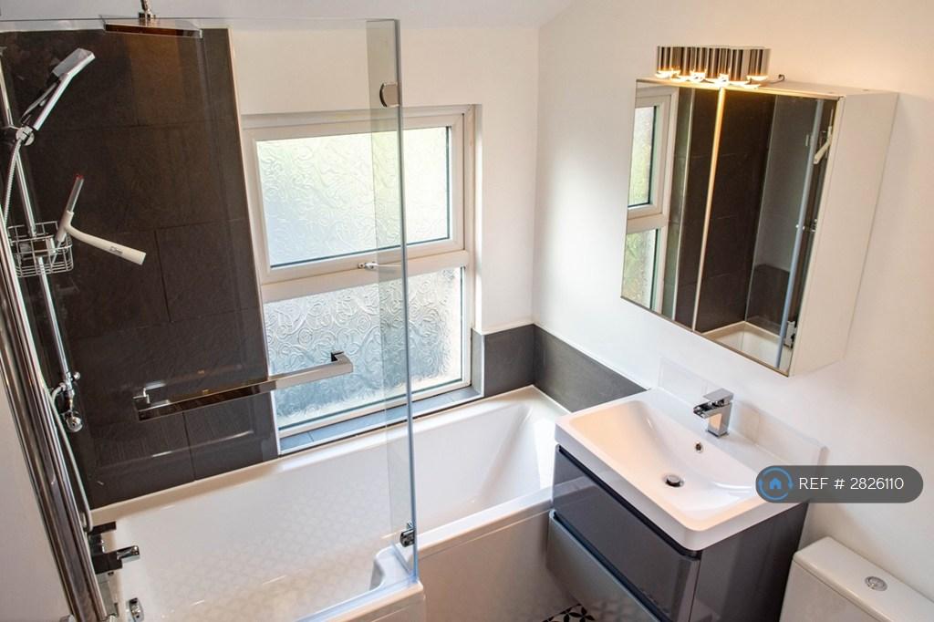 Main Bathroom