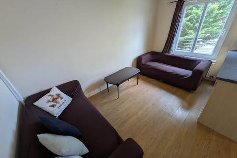 undefined, 17 Larch Street, ,