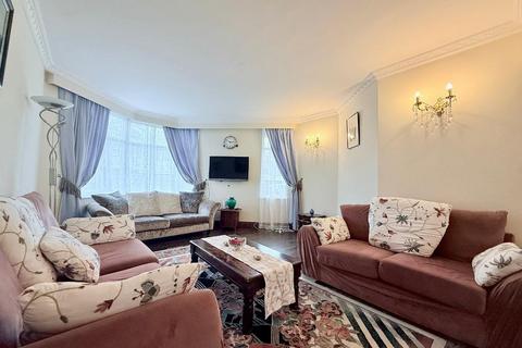 undefined, East Acton Lane, East Acton, London, W3 7EG