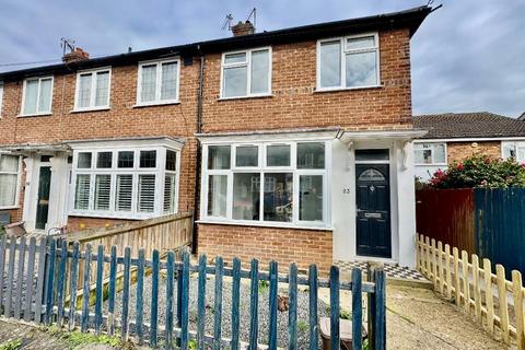 2 bedroom end of terrace house for sale - Conquest Close, Hitchin, Hertfordshire, SG4 9DP