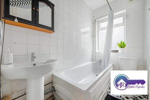 undefined, London SE18