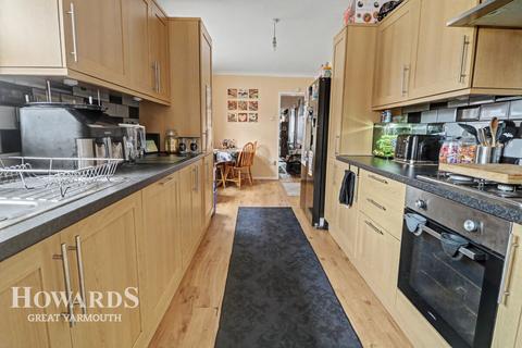 3 bedroom terraced house for sale, Walpole Road, Great Yarmouth