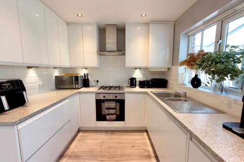 undefined, Redwing Grove, Abbots Langley WD5