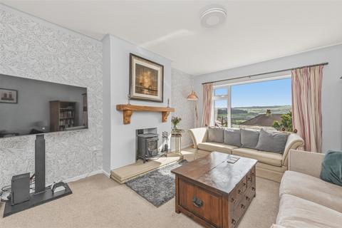 4 bedroom semi-detached bungalow for sale, Sunnybank Road, Greetland, Halifax