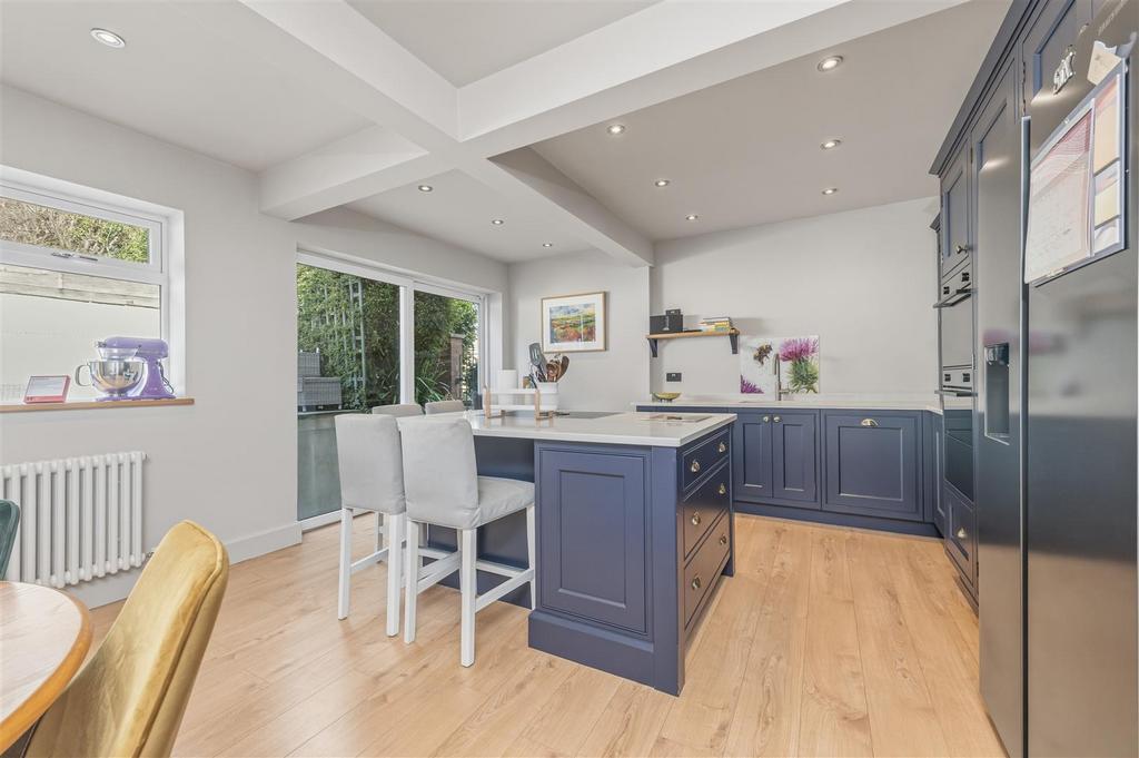Living/Dining Kitchen