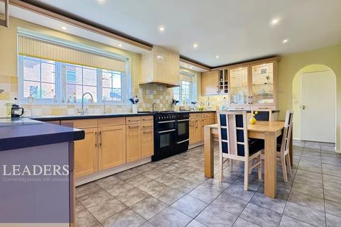 4 bedroom detached house for sale, Summerfields, Sible Hedingham, Halstead