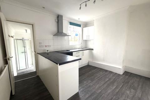 3 bedroom terraced house for sale, 20 Southill Road, Chatham, ME4 5SA