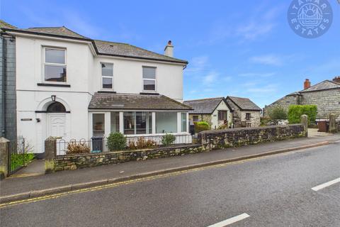undefined, 'Substantial 2,900 sq ft residence with additional one bedroom residence and extensive 660 sq. ft cellar'