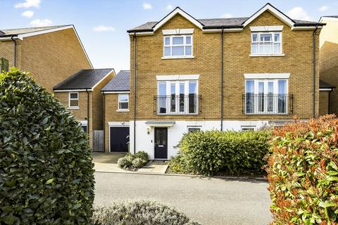5 bedroom townhouse for sale, Braby Drive, Horsham, RH12