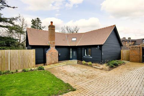 undefined, Balcombes Hill, Goudhurst, Cranbrook, Kent, TN17