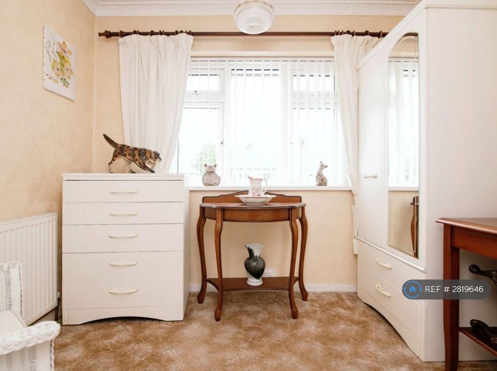 Front Bedroom 2