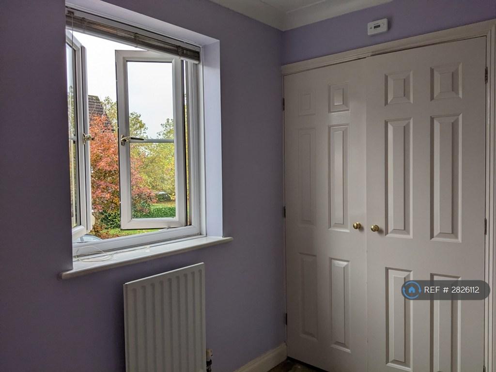 2nd Bedroom